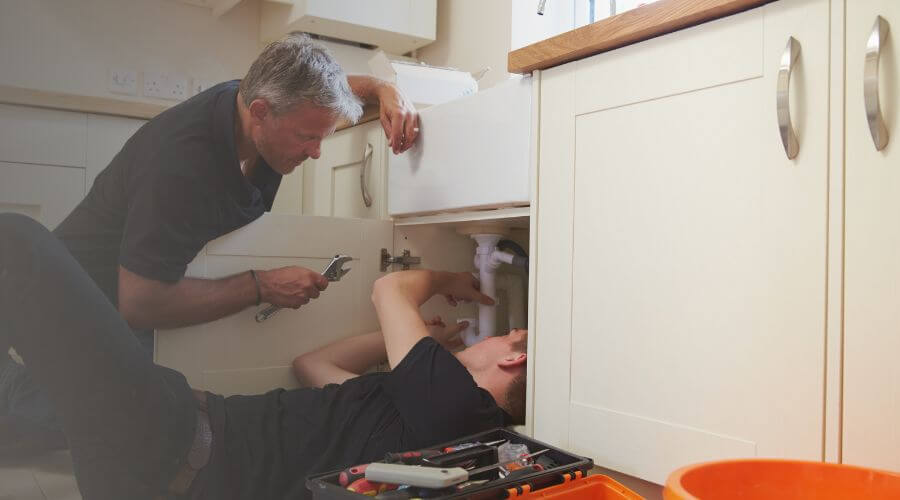 Professional burst pipe repair services in Mount Vernon, IA